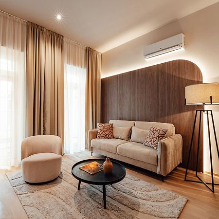 House Of Ble Hotel Wina Bagian luar foto